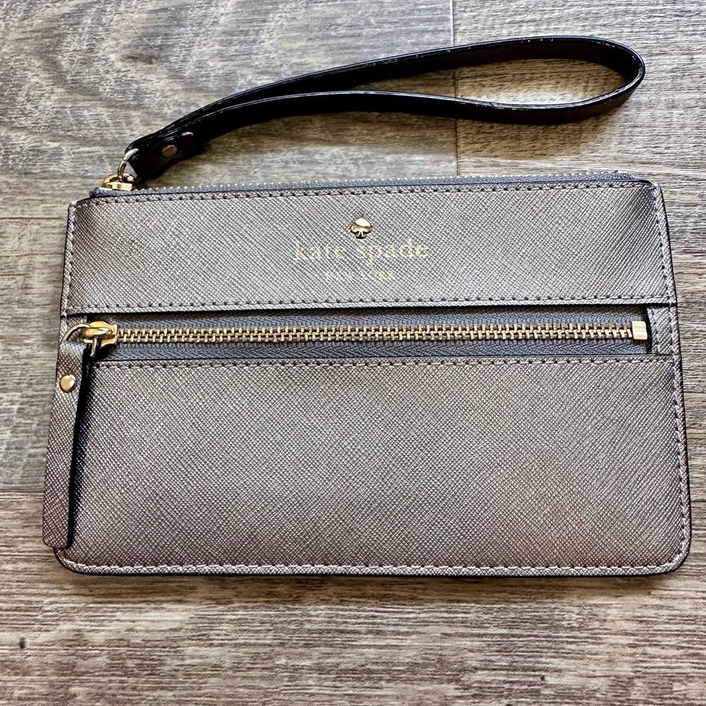 kate spade Mikas Pond Bee Zipper Wristlet - Metallic Silver Grey - Picture 1 of 17